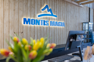 Montis Magia parduotuvės interjeras. Kalnams ir kelionėms.